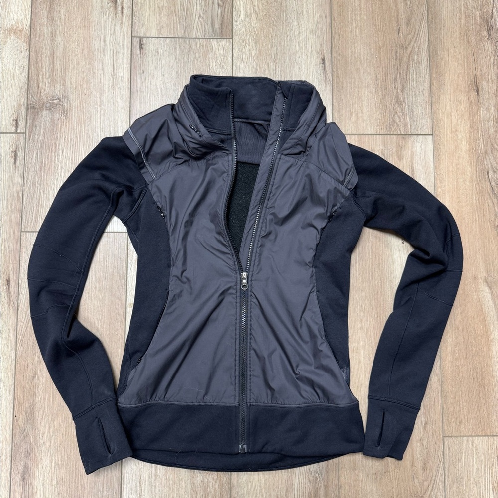 Lululemon Snug Sprinter Jacket